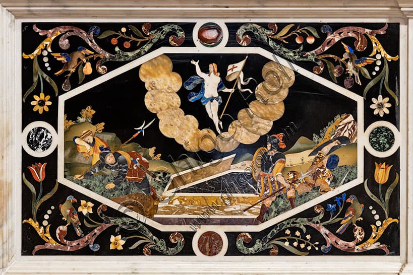 Dettaglio della Resurrezione sull'altare maggiore barocco di Santa Corona a Vicenza, opera di Francesco Antonio Corbarelli
