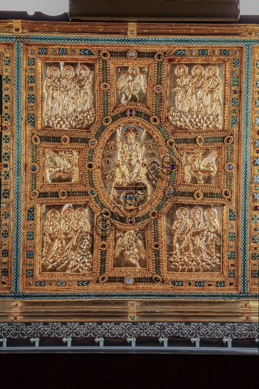 Golden Altar by Vuolvino, Carolingian frontal in the Basilica of Sant'Ambrogio Milan