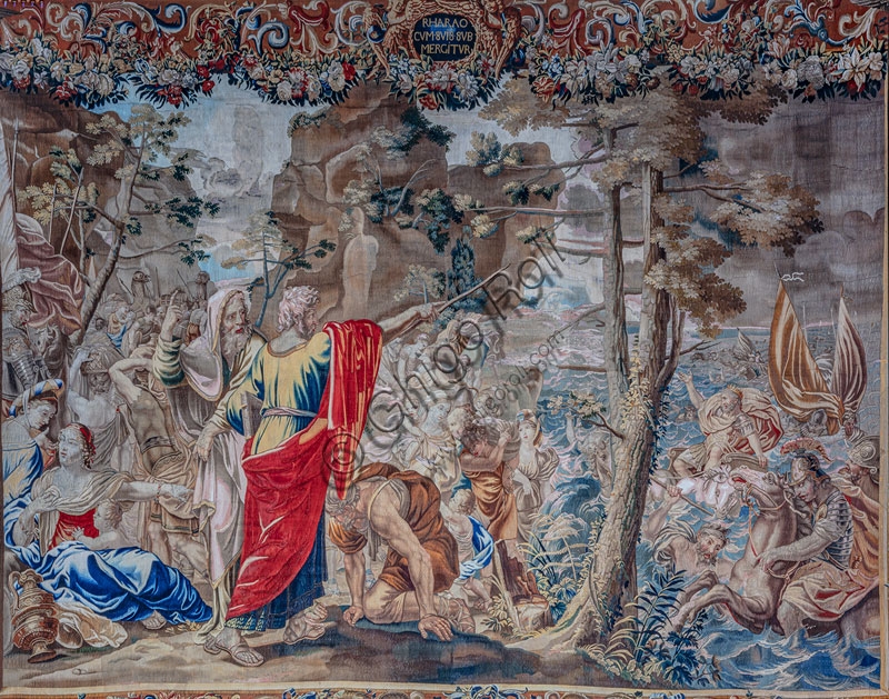 Arazzo fiammingo Passaggio del Mar Rosso, XVII secolo, Galleria degli Arazzi Palazzo Clerici