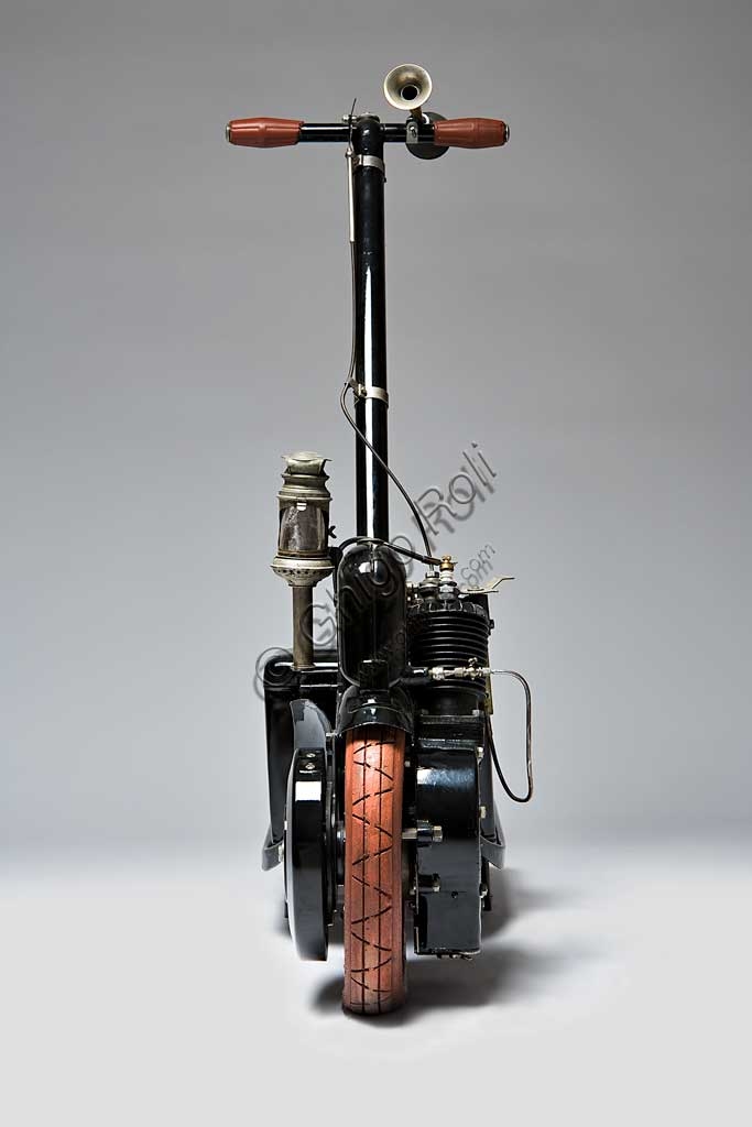 1915 Autoped, first motor scooter in history, restored vintage scooter with original orange tires
