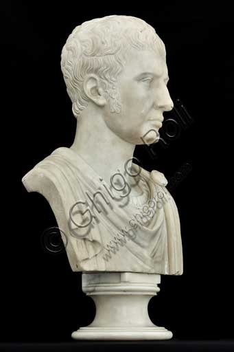 Busto in marmo di Francesco IV d'Este scolpito da Giuseppe Pisani, scultura ritrattistica ottocentesca