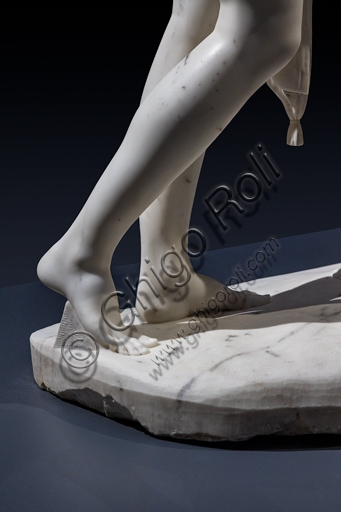 Detail of legs and feet in Antonio Canova's marble statue The Three Graces
