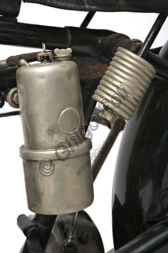 Vintage 1930 Douglas EW 350 motorbike with opposed twin boxer engine, fully restored