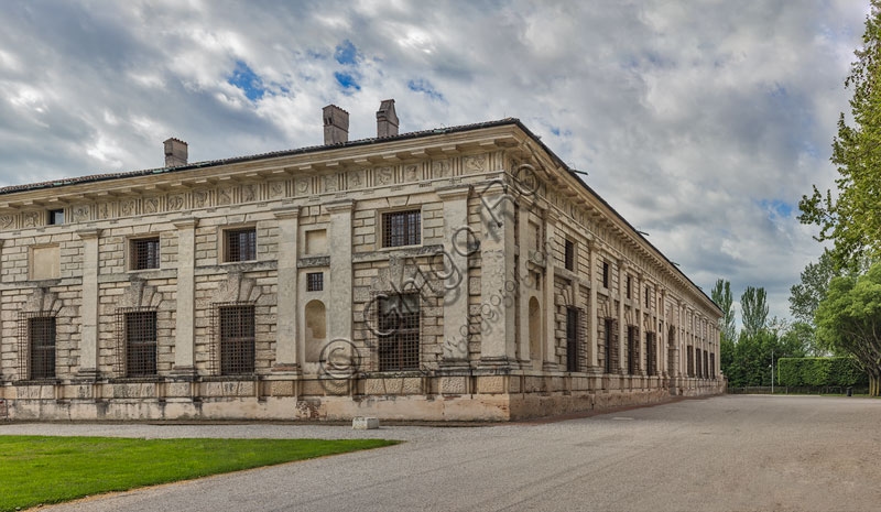 Et architecto dolorem debitis sit facilis minima.