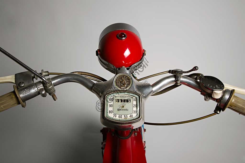 1954 Innocenti Lambretta D Sport vintage scooter, two-stroke engine, restored model