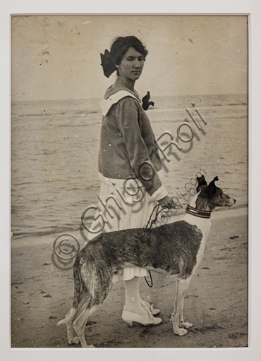 Black and white photograph Girl on the beach with a greyhound by Marcello Dudovich 1910