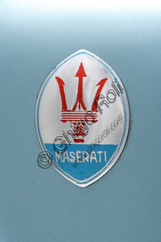 Moto d'epoca Maserati 250 T4 del 1956, monocilindrica restaurata in primo piano