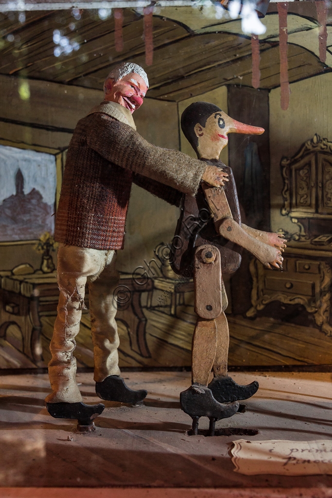 Il Teatro Meccanico con Geppetto e Pinocchio al Parco di Pinocchio di Collodi