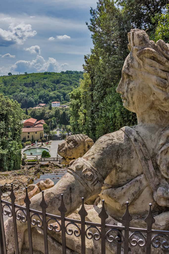 Scultura nel Giardino Storico di Villa Garzoni a Collodi