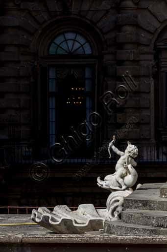 Putto della Fontana del Carciofo nei Giardini di Boboli a Palazzo Pitti