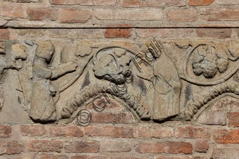 Frammento dell'Annunciazione nel Duomo di Fidenza: Scultura Architettonica