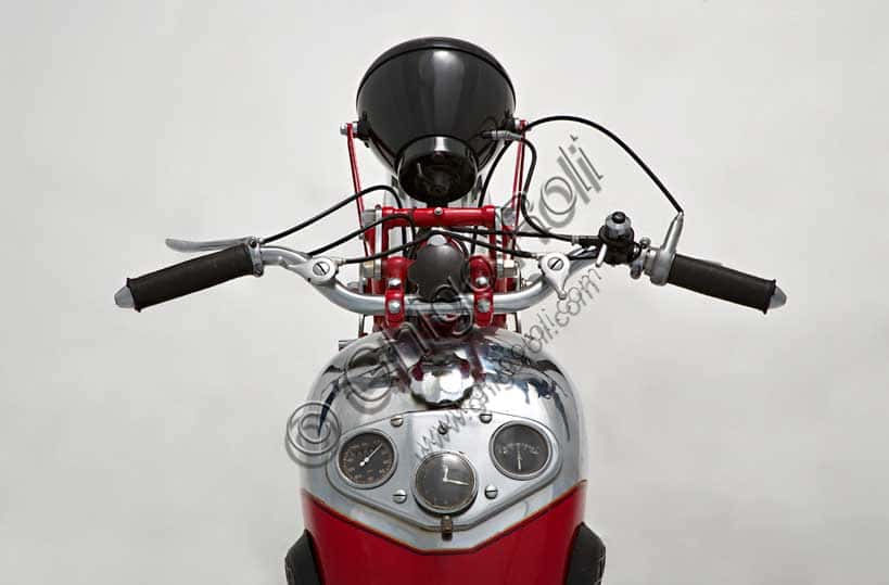 1935 Ganna 250cc: Classic Italian Motorcycle with Rudge Python Engine
