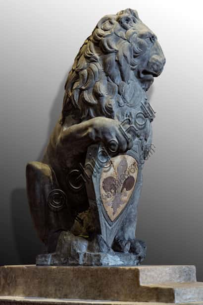Marzocco by Donatello: The Lion Symbol of Florence in Piazza della Signoria