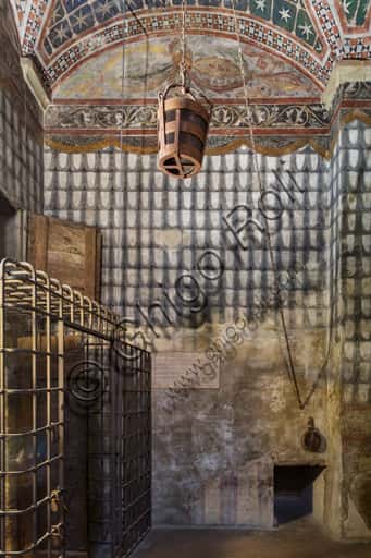 Ghirlandina Tower in Modena: The Room of the Stolen Bucket