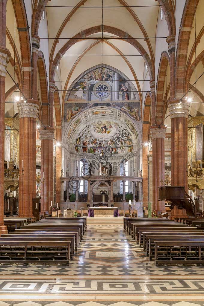 Verona Cathedral: Interior View of Central Nave and Apse