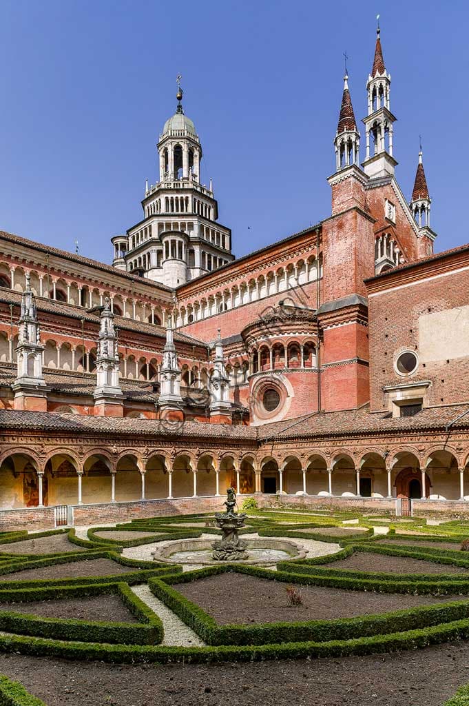 Veduta della Certosa di Pavia dal Chiostro Piccolo: Architettura e Prospettiva