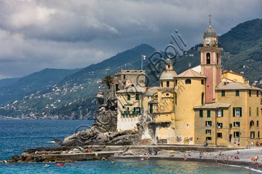 Parrocchiale di Santa Maria Assunta di Camogli: Storia e Architettura