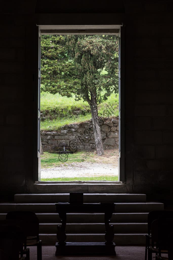 Castelvecchio: The Church of SS Tommaso and Ansano's Framed Entrance