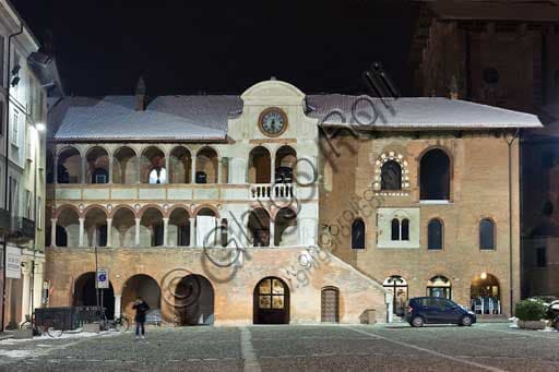 Broletto Square in Pavia: Night View and Architectural Heritage