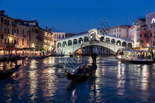 Venezia Notturna: Veduta del Canal Grande e Ponte di Rialto
