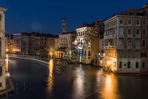 Night View of the Grand Canal in Venice: Urban Landscape and Atmosphere