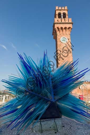 La Torre con Scultura in Vetro di Murano a Campo Santo Stefano