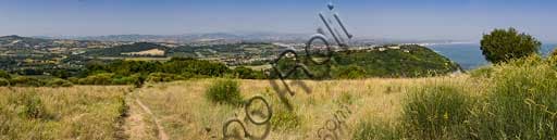 Monte San Bartolo Natural Park: View from the 'Tetto del Mondo'