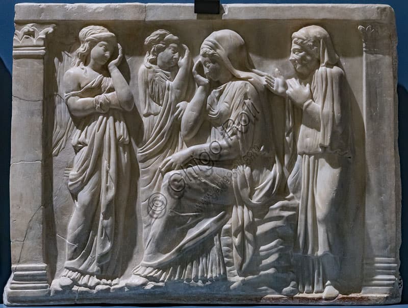 Sarcophagus with the Sack of Troy: The Crying Troads in Mantua's Doge's Palace