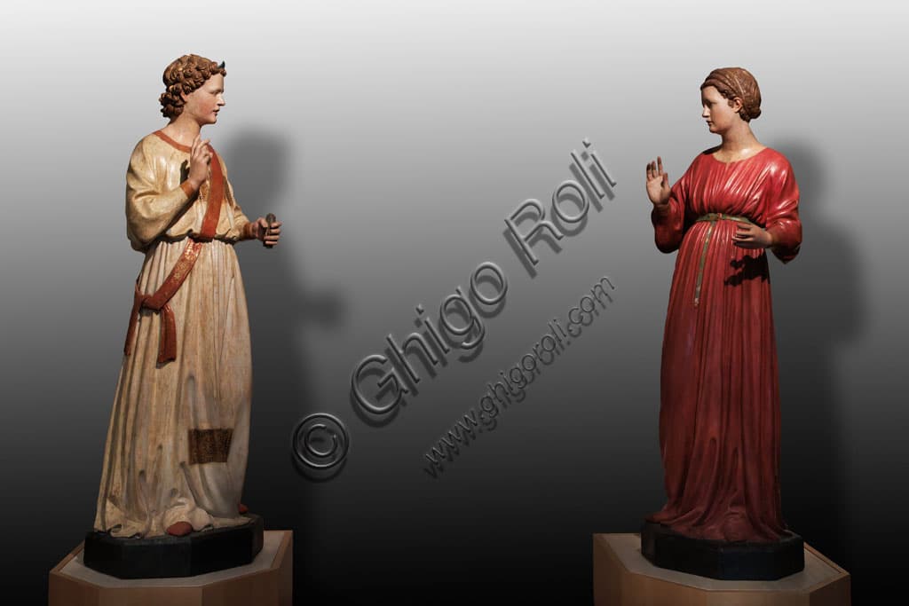 15th Century Wooden Carving: 'The Announcing Angel and Virgin'
