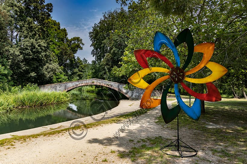 The Prince's Bridge at Versiliana Park: Marina di Pietrasanta