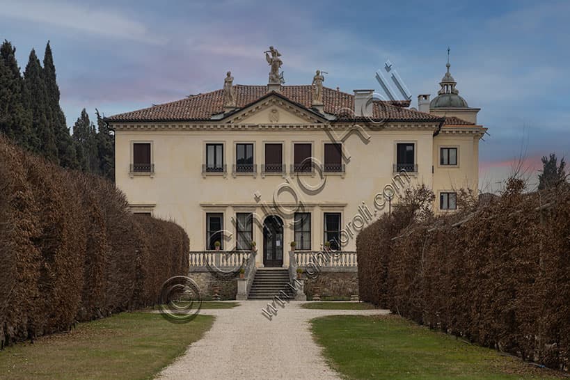 Villa Valmarana ai Nani: Veduta Architettonica e Storia Palladiana