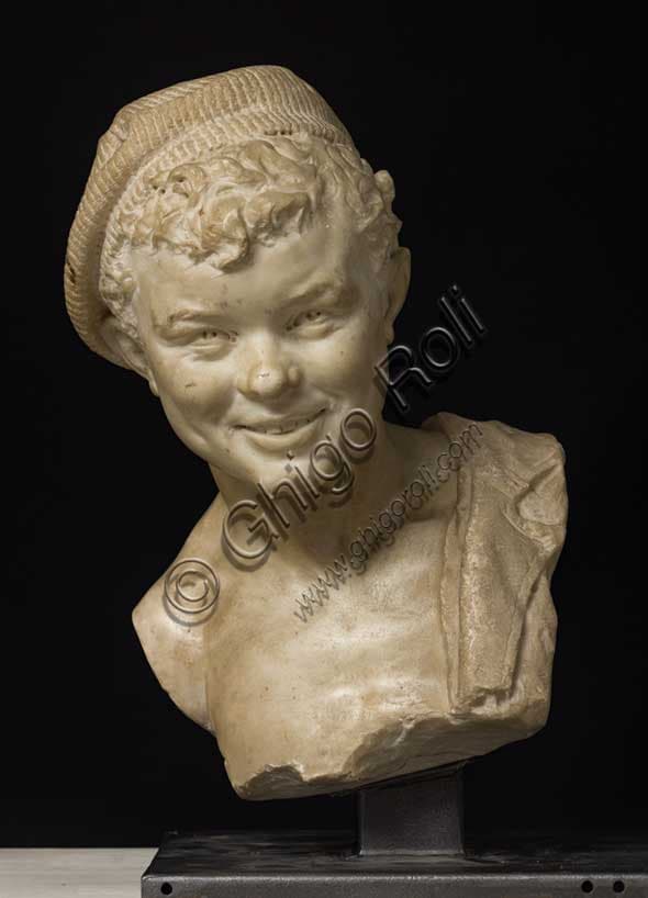Busto di giovane pescatore: Scultura marmorea di Luigi Legnani