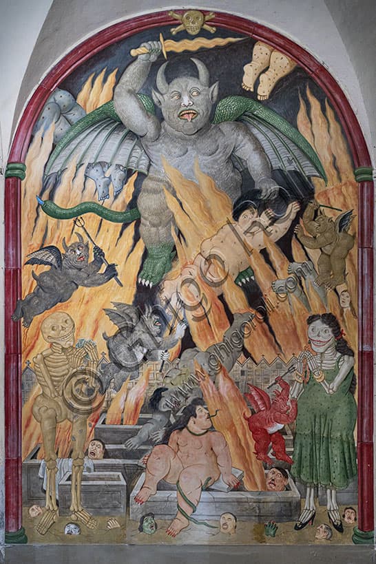 Porta dell’Inferno: Affresco di Fernando Botero con Hitler ai piedi di Satana