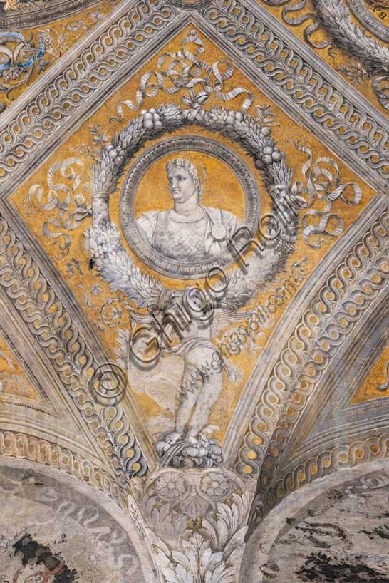 Camera degli Sposi di Mantegna: Dettaglio della Volta con Ritratto di Nerone