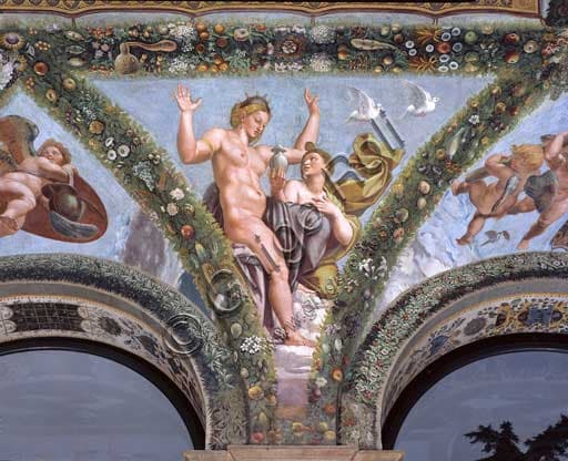 Affresco Psiche offre l'urna a Venere, Loggia di Amore e Psiche, Villa Farnesina Roma, Giulio Romano