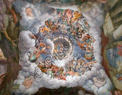 Chamber of the Giants in Palazzo Te: Giulio Romano's Fresco in Mantua