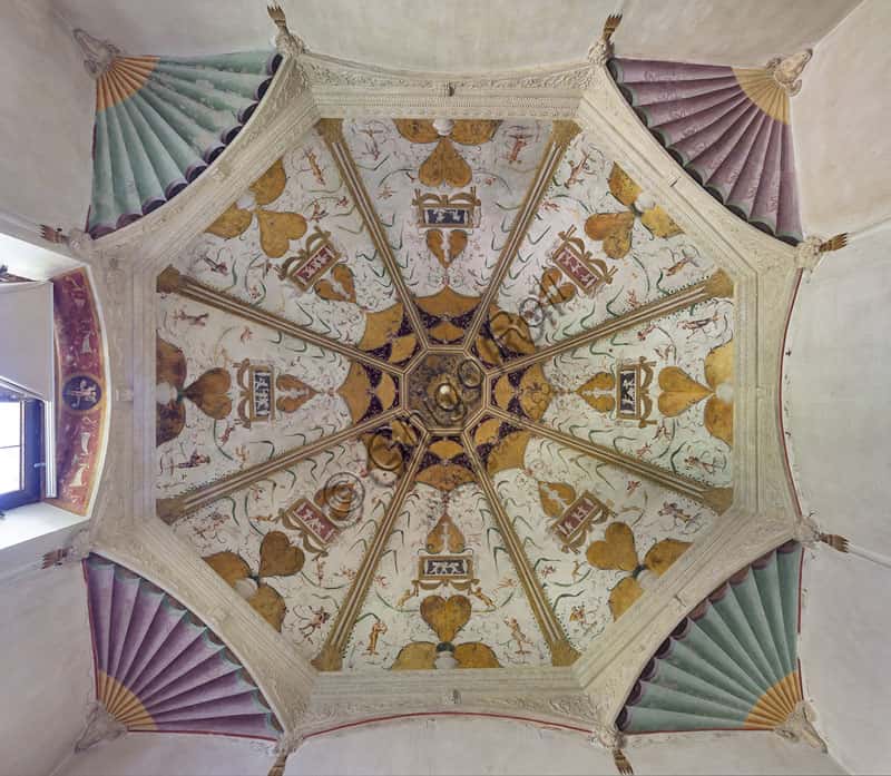 Vault Frescoes of the Camerino delle Grottesche in Palazzo Te, Mantua