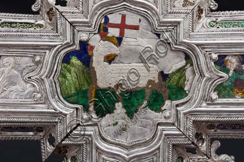 La Croce del Tesoro di San Giovanni: l'Agnus Dei nel Museo dell'Opera del Duomo