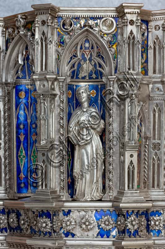 Altare d'argento del Tesoro di San Giovanni: Statuina di santa