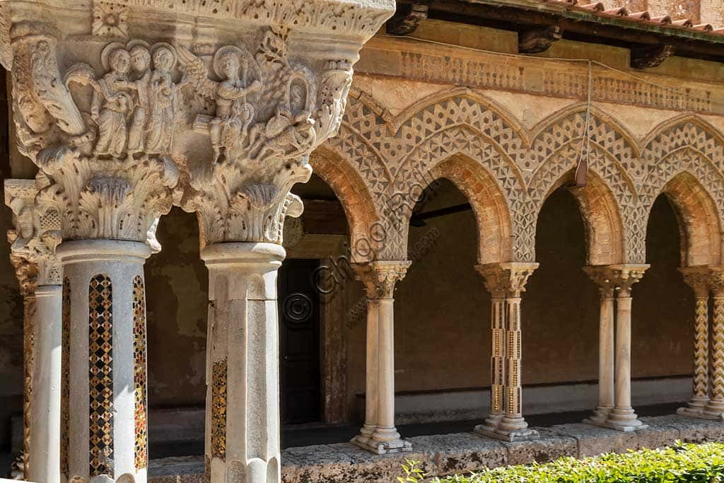 Capital E24 of Monreale Cloister: The Pious Women at the Tomb