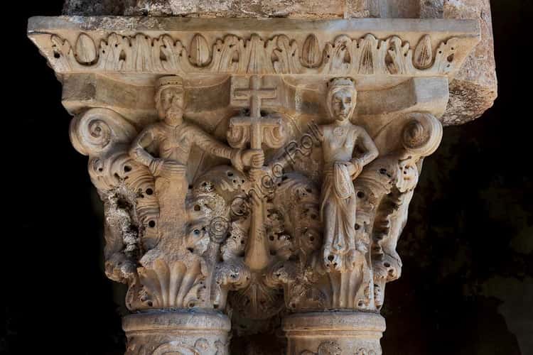 Capital N1 of Monreale Cloister: Constantine and Helen