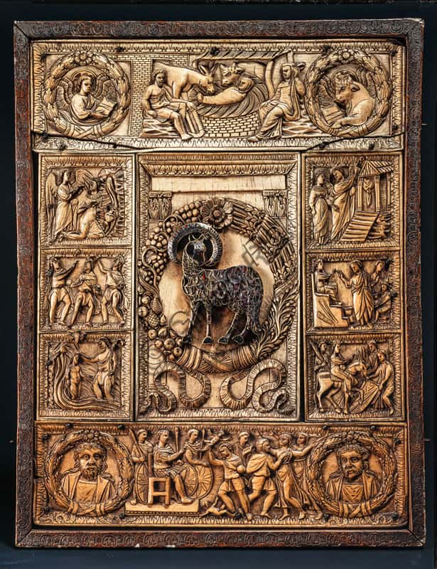 Ivory Cover of an Evangeliary: 5th Century Stories of Christ in Milan