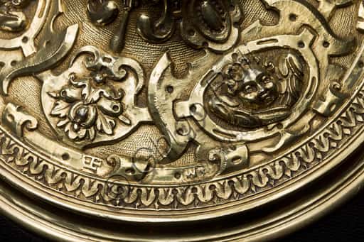Chalice of the Society of St. Mary in Vestibus Albis: Detail