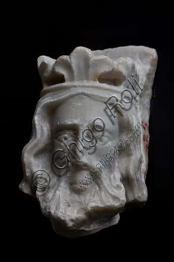 Fragment of a Crowned Head: Medieval Sculpture in Genoa