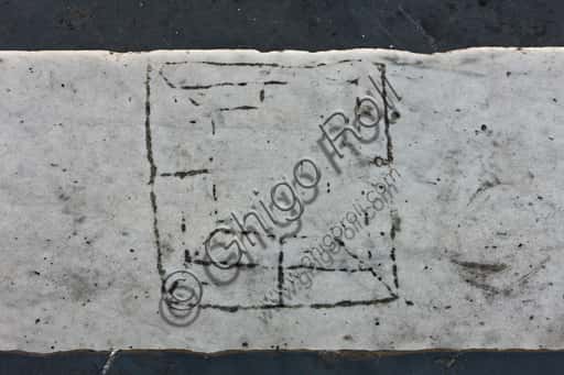 Game of the Thread: Medieval Engraving on Genoa's St. Lawrence Cathedral