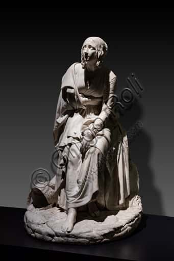 Scultura "La Vedova del Soldato" di Giovanni Pandiani: Opera in Marmo del 1851