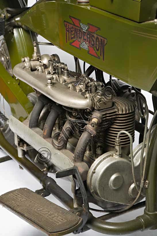 1917 Henderson 1100 Model G: Vintage Motorcycle & Historical Artifact