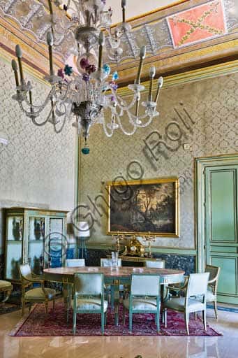 Appartamento di Carlo III Borbone: La Sala Formica a Palazzo dei Normanni