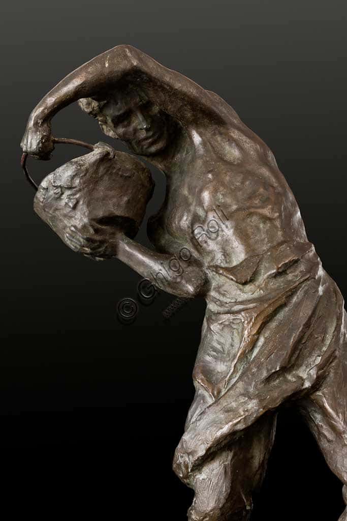 Il Manovale di Ivo Soli: Scultura Bronzea del Novecento Italiano