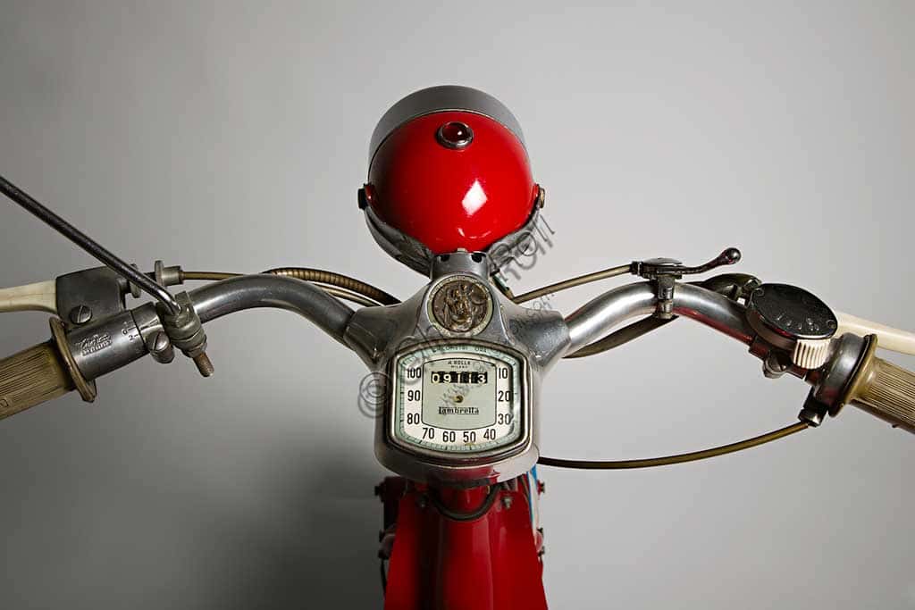 Lambretta D Sport 1954: Motore Due Tempi e Storia Sportiva